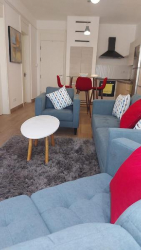 Lovely 2 bedroomed fully furnished Condo with a pool.